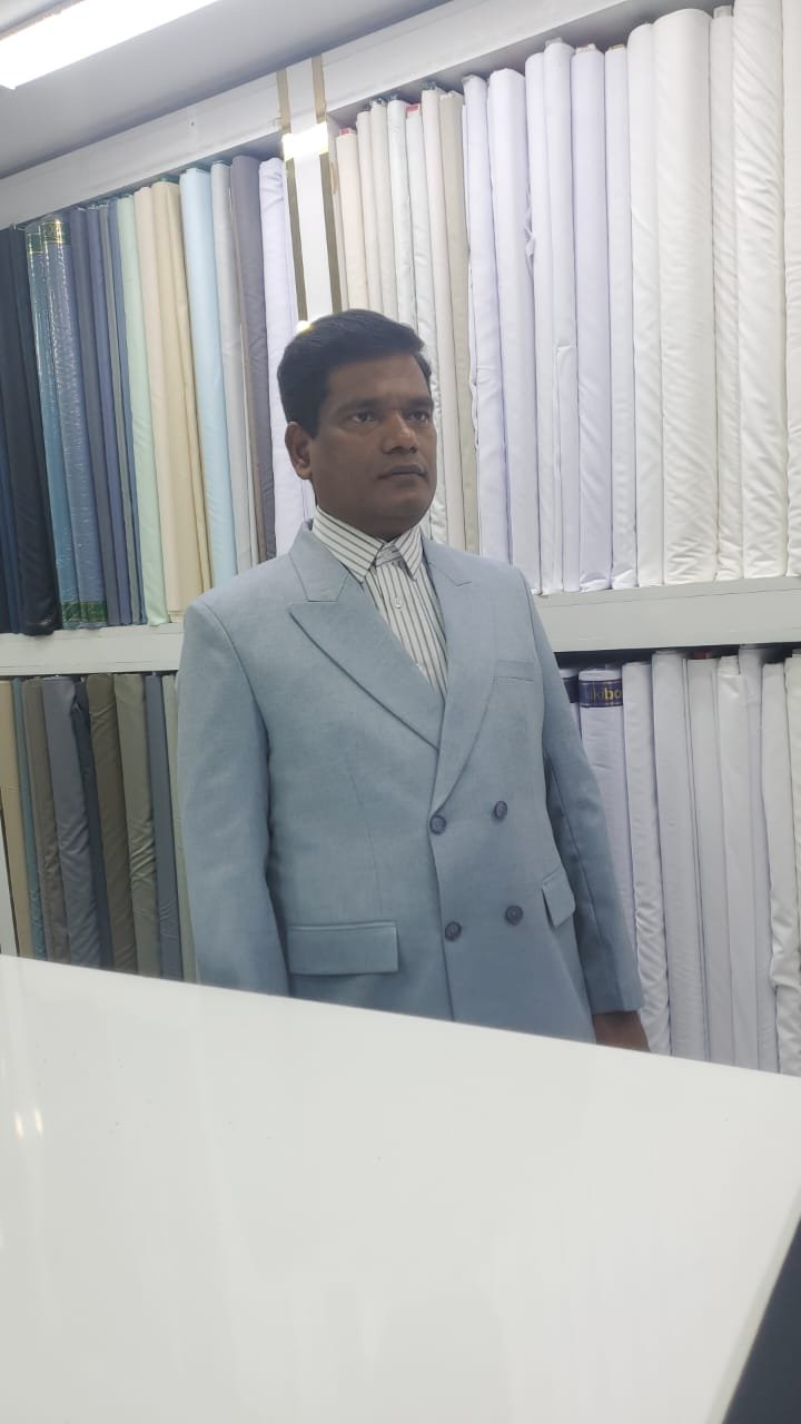 WhatsApp Image 2025-11-28 at 17.10.13